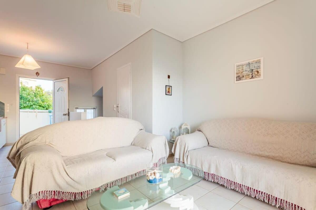 Villa Seaview Terrace Haven-Perfect Location By The Sea à Kalamata Extérieur photo
