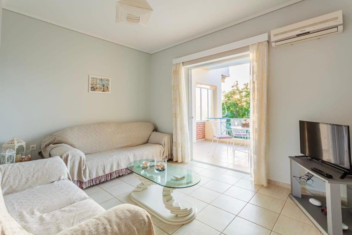 Villa Seaview Terrace Haven-Perfect Location By The Sea à Kalamata Extérieur photo