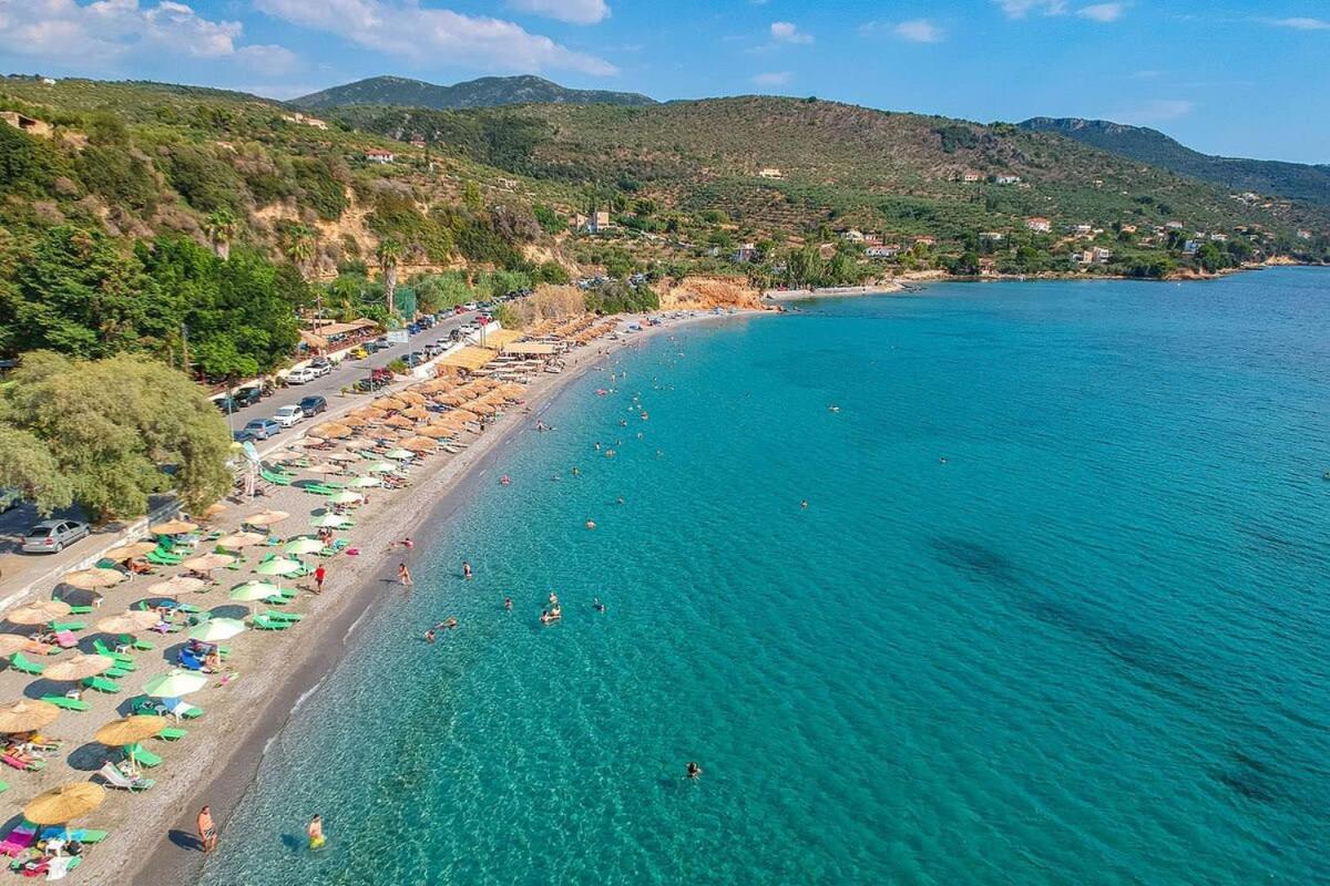 Villa Seaview Terrace Haven-Perfect Location By The Sea à Kalamata Extérieur photo